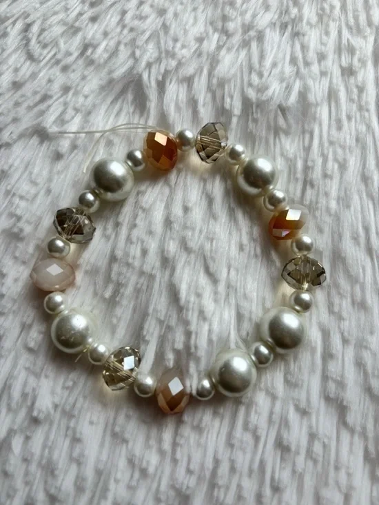 Pearl and Faceted Bead Stretch Bracelet - White and Amber - Picture 1 of 5